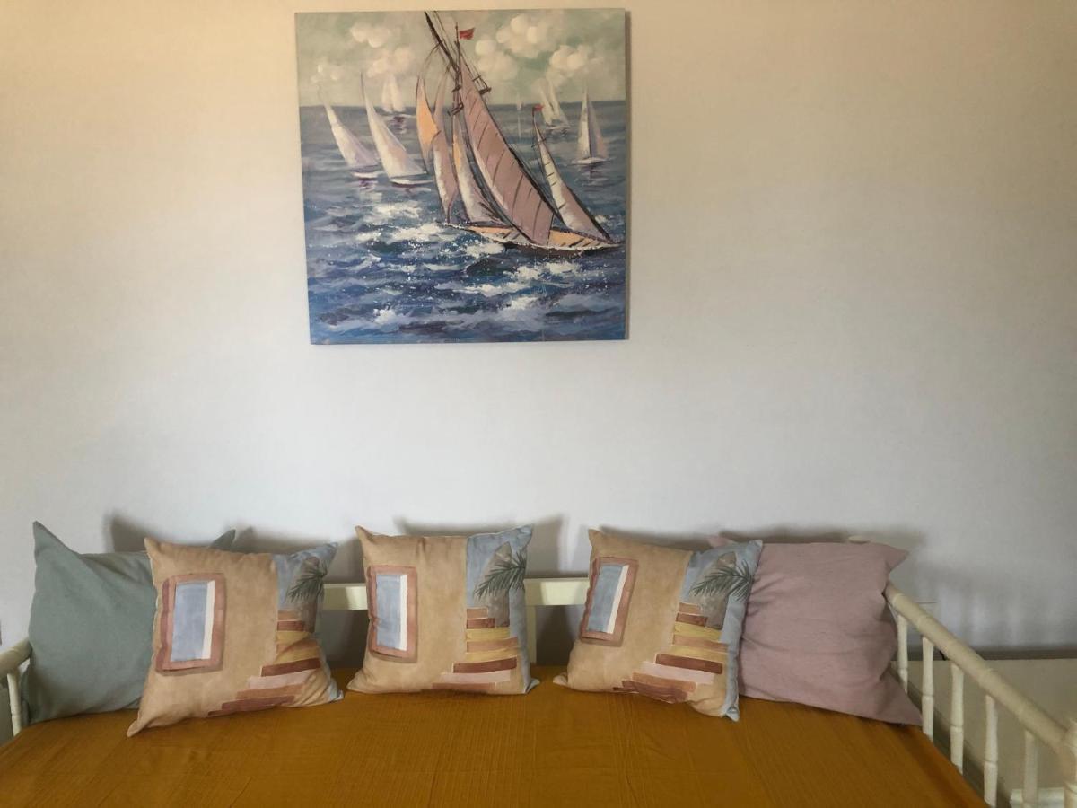 Entire Private House Close To The Port Karpathos Esterno foto